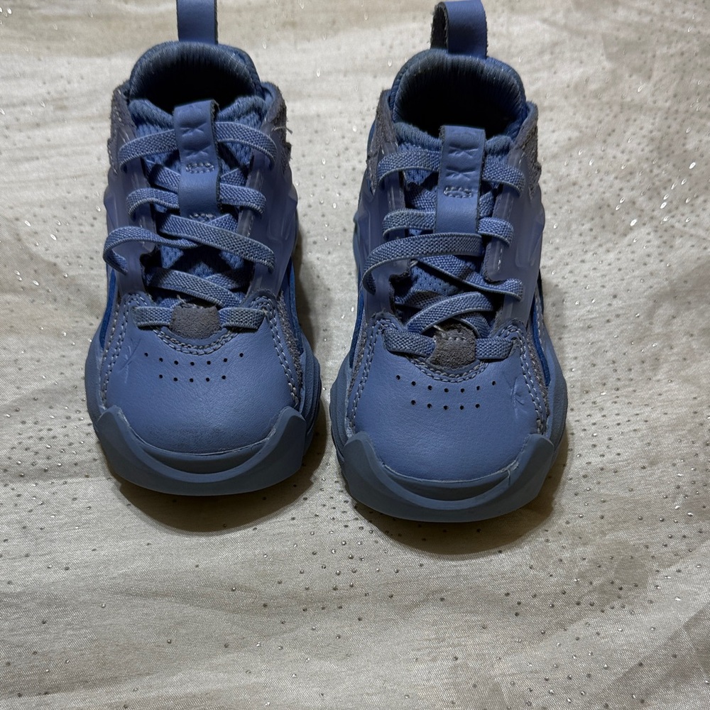 Reebok Club C Cardi V2 Infant Shoes Size 5, Color:Cornflower Blue